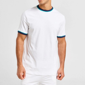 Conjunto de Dos Piezas para Hombre, Estilo Veraniego, Camiseta de Manga Corta y Pantalones Cortos, Diseño OEM a Precio Razonable - Product Image 5