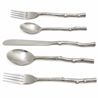 Ensemble de couverts en acier inoxydable faits à la main |   Ensemble de couverts haut de gamme avec manche décoré de motifs, comprenant fourchette, cuillère et couteau, pour la maison, l'hôtellerie, la restauration et les cadeaux
