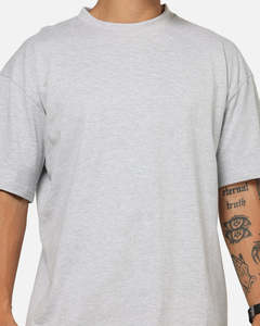 Produits les plus vendus au Pakistan T-shirt en coton gris uni surdimensionné avec design sublimé Nouvelle mode T-shirt léger pour homme - Product Image 6