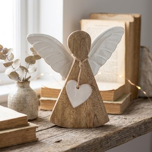 Figura de Ángel de Madera Hecha a Mano con Alas Blancas y Corazón, Decoración Rústica para Mesa, Adorno Navideño para Sala de Estar, Pieza Individual - Product Image 2
