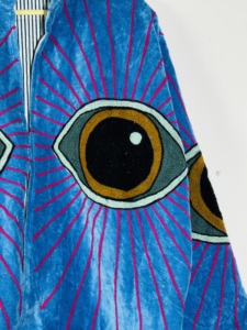 Veste Suzani brodée œil turc en velours bleu • Manteau audacieux style bohème pour festival • Motif œil fait main - Product Image 4