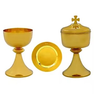 ชุดถ้วยทองเหลืองชุบทองและจานรองสำหรับพิธีทางศาสนาบนแท่นบูชา - Product Image 4