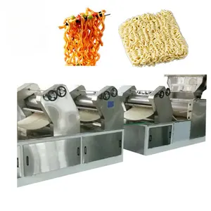 Tagliatelle rotonde sottili e ricci processo alimentare industriale che fanno la macchina commerciale Maggi linea di produzione di Noodle istantanee