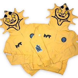 Sweat-shirt streetwear personnalisé de poids lourd |   Pas de cordon de serrage, ourlet brut, coupe ajustée |   Fabricant de produits de marque privée OEM - Product Image 2