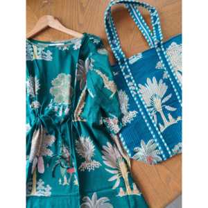 Vestido Kaftan Emerald Palm con Bolso a Juego y Cubrebañador - Product Image 1