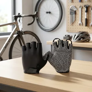 Gants de cyclisme en cuir demi-doigts noirs unisexes respirants pour l'été, style à enfiler pour activités de plein air - Product Image 6