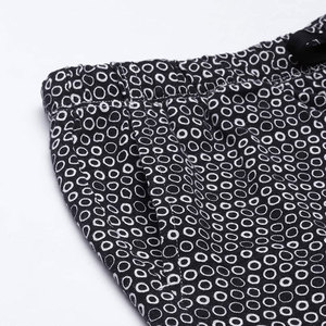 Shorts décontractés pour femmes, coupe classique, respirants et légers, avec logo personnalisé, sublimation, prix de gros, pour usage extérieur - Product Image 5