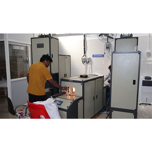 เครื่องขึ้นรูปขวดพลาสติก PET กึ่งอัตโนมัติ ประสิทธิภาพสูง ผลิตได้ 2200 ขวดต่อชั่วโมง พร้อมชิ้นส่วน AirTac สำหรับอาหารและเครื่องดื่ม - Product Image 1