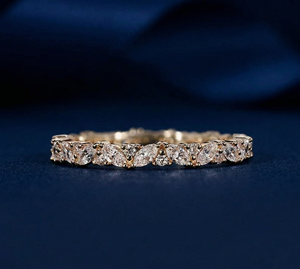 Anillo de Eternidad de Lujo SHIVPATH con Diamante Cultivado en Laboratorio, Corte Marquesa, Oro de 14K |   Anillo de Compromiso Apilable |   Conector Compartido - Product Image 1