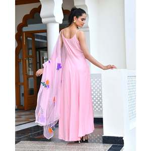 Ensemble de costume en mousseline de soie à fleurs pêche - Taille XS - Product Image 4