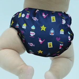 Pañal de natación reutilizable/Diseño de mezcla de trajes de baño - Product Image 1