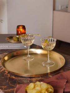 Plateau décoratif rond plaqué or, design moderne, plateau de service pour table basse, emballage individuel, plateau gravé style moyen-oriental - Product Image 1