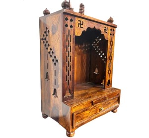 Chapelle de prière traditionnelle en bois avec sculpture de swastika |   Pooja Ghar de table avec plateau coulissant |   Vente en gros B2B Inde - Product Image 3