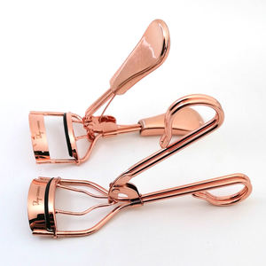 Recourbe-cils jetable en acier inoxydable de haute qualité avec logo couleur personnalisé, poignée confortable, outil de maquillage portable, fonction beauté - Product Image 1