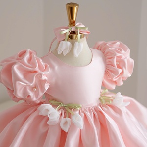 Vestido de Fiesta Rosa Palo Personalizado para Niñas con Mangas con Volantes, Lazo de Satén y Detalles de Tulipán para Bodas, Cumpleaños, Venta al por Mayor para Boutiques - Product Image 2