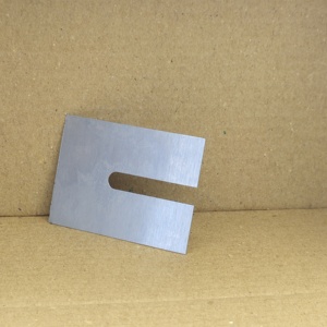 ใบมีดเครื่องอัดเม็ดพลาสติกเกรดมืออาชีพ HSS และใบมีดเหล็กกล้าคาร์บอน ให้ตัวเลือกที่หลากหลายเพื่อขนาดเม็ดที่สม่ำเสมอและความมีประสิทธิภาพสูง - Product Image 3