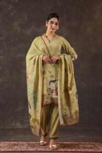 Conjunto de Traje Tradicional - Product Image 1