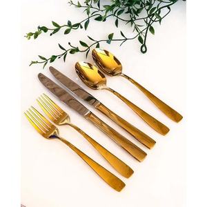 Inexpensive Gold Plated cutlery set With Long <b>Grey</b> Resin Handle Handmade Popular Western Knife Fork Spoon - Product Image 2