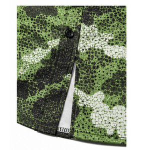 Chemise boutonnée décontractée pour homme avec un design numérique élégant, tissu respirant, coupe confortable et construction durable - Product Image 5