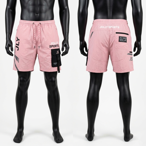 กางเกงขาสั้นวินด์เบรกเกอร์สีชมพูสำหรับผู้ชาย ผ้าโพลีเอสเตอร์พรีเมียม 150 GSM แห้งเร็ว น้ำหนักเบา ดีไซน์แบบแผง พร้อมโลโก้สั่งทำ - Product Image 4
