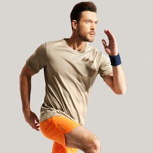 Camiseta Deportiva de Poliéster para Hombre, Ropa Deportiva de Alto Rendimiento, Absorbe la Humedad, Elástica en Cuatro Direcciones, Logotipo Personalizado, Corte Regular - Product Image 2