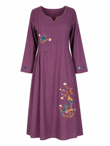 Vestido Largo Morado con Bordado, Manga Larga, Corte en A, Cuello en V, Cintura Natural, Estampado Étnico, Vestido Maxi para Bodas - Product Image 4