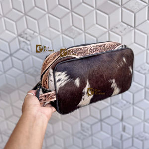 Nouveau concepteur en cuir repoussé à la main organisateur de toilette Kit de rasage homme femmes voyage sacs à cosmétiques sacs de maquillage en cuir de vachette - Product Image 1