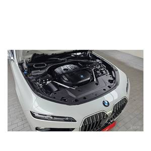 BMW Série 7 740i SDrive Design Juin 2023 Pure Excellence avec 17 631 km Volant à Gauche et Boîte Automatique - Product Image 6