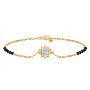 Pulsera de Diamantes con Medallón de Girasol, Cadena de Oro Amarillo y Diseño con Acentos Laterales de Piedras Negras - Product Image 1