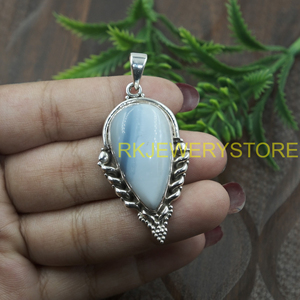 จี้โอปอลสีน้ำเงินธรรมชาติ เงินแท้ 925 ทำมือ รูปทรงหยดน้ำ ดีไซน์วินเทจ เครื่องประดับดีไซเนอร์ ของขวัญสำหรับผู้หญิงและผู้ชาย - Product Image 4