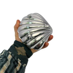 Tazón Decorativo de Aluminio Hecho a Mano con Tapa de Concha Marina, Plateado, Caja de Joyería, Florero de Mesa, Decoración del Hogar, WB Inc India - Product Image 4