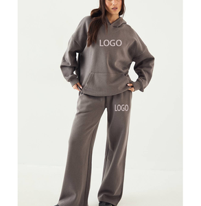 Survêtement décontracté pour femmes |   Ensemble de survêtement pour femme personnalisé en gros : Sweat à capuche oversize et pantalon de détente |   Sweat à capuche large L - Product Image 6