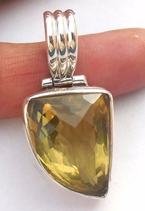 จี้อัญมณีรูปหัวใจลาริมาร์ขนาด15มม. นำเทรนด์จี้เงินแท้925เป็นของขวัญวันครบรอบ - Product Image 3