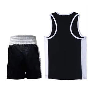 Chaleco y Pantalones Cortos de Entrenamiento de Boxeo, Kickboxing y MMA de Diseño Personalizado en Oferta - Uniforme de Boxeo Unisex de Spandex/Poliéster Ligero de Secado Rápido - Product Image 4