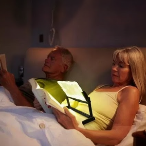 Lupa LED de página completa 5X con soporte plegable - Product Image 1