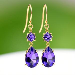 Nuevos Aretes Diseño 2025 con Plata de Ley 925 y Baño de Oro de 18K para Mujer - Product Image 4