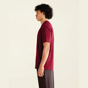 T-shirt pour homme en coton 100% à col rond et manches courtes, couleur bordeaux, coupe classique, jersey décontracté - Product Image 3