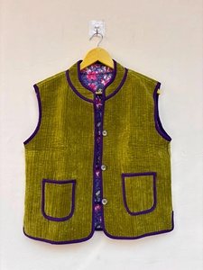 Gilet court en velours de coton Suzani brodé et perlé, veste d'été bohème, style vintage indien, chic hippie, respirant, motif floral - Product Image 2