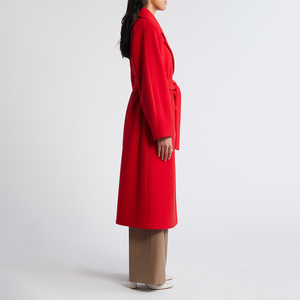 Manteau long de luxe pour femme avec détails sophistiqués, design classique et qualité supérieure pour collections de boutiques - Product Image 2