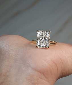 แหวนเพชรทรงรัศมี 3 กะรัต ทองคำขาว 14K ได้รับการรับรองจาก IGI เพชรเพาะเลี้ยง สี VS1 สี FG สำหรับผู้หญิง เครื่องประดับชั้นดีสำหรับงานหมั้นและงานแต่งงาน - Product Image 4
