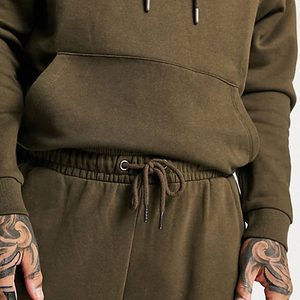 Survêtement en polaire personnalisé OEM, sweat à capuche épais et pantalon de survêtement évasé 2 pièces avec logo personnalisé, survêtement baggy pour hommes 2025 - Product Image 4