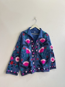 Lot en gros de vestes brodées Suzani en coton TNT, veste ethnique traditionnelle indienne - Product Image 3