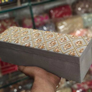 Custom Eco-Friendly Handmade Linen Sun Beads Embroidered 4 Grid Packaging <b>Boxes</b> for Promotional <b>Dessert</b>/Sweet Chocolate Bars - Product Image 5