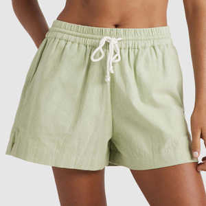 Shorts Casuales de Verano para Mujer, Color Verde Salvia, Cintura Elástica, Tela de Rizo Transpirable, Corte Regular Ligero - Product Image 1