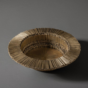 Fleurs de lys Cala blanches et dorées, design attrayant, articles de cuisine de luxe, accessoires de service alimentaire, articles d'utilisation en cuisine - Product Image 3