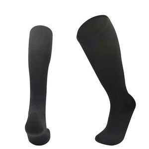 Chaussettes hautes unies en coton tricoté respirantes pour adultes – Idéales pour le football, le basketball, l'été – Épaisseur standard - Product Image 6