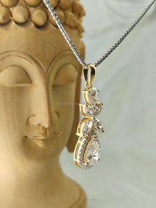 Collier pendentif en diamant de laboratoire taille poire et marquise en or jaune, design élégant en forme de goutte, bijou de luxe, cadeau pour femme - Product Image 3