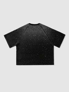 T-shirt en coton pour homme de haute qualité avec logo personnalisé, style streetwear, orné de strass, coupe carrée et courte à manches courtes - Product Image 3