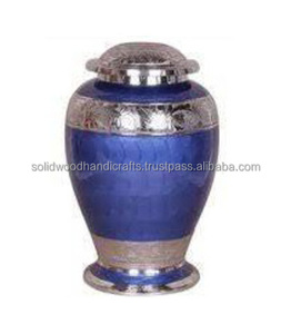 Urnas Funerarias Decorativas de Latón Hechas a Mano para Adultos, Urnas para Hombres y Mujeres, Urnas Funerarias de Alta Calidad - Product Image 1