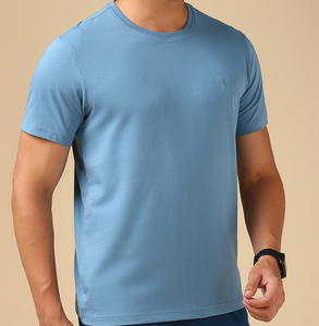 Camiseta de Algodón Lisa para Hombre con Logotipo Personalizado OEM, Corte Regular, Suave, Transpirable, Ecológica, Cuello Redondo, Ropa Casual de Primera Calidad - Product Image 4